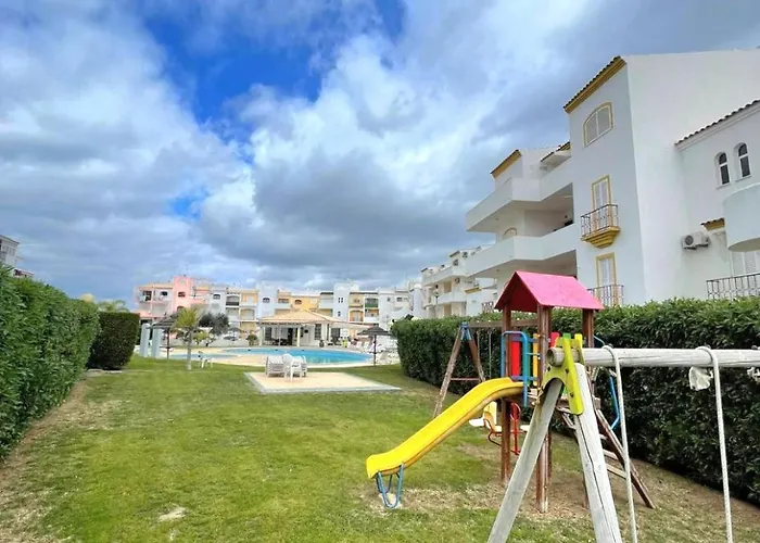 アパート Nature House